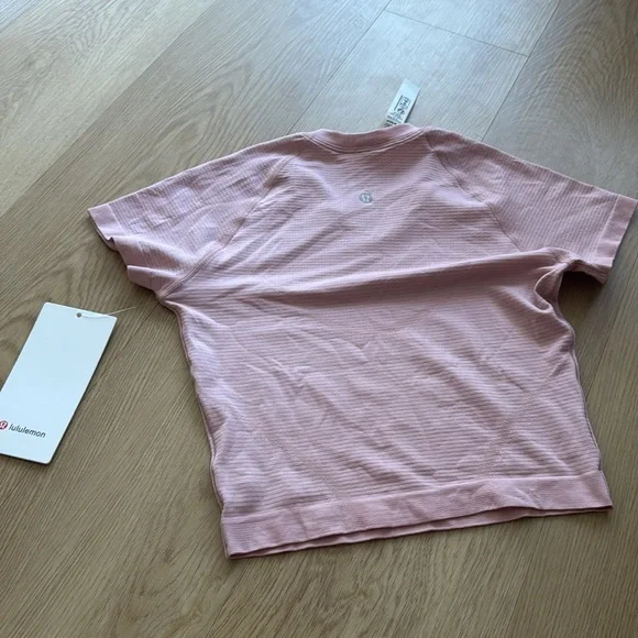 NEW lululemon swiftly tech cropped 4 - Picture 4 of 4